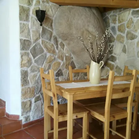 Cosy Little House Between Mountain And Sea Colares