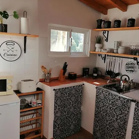 Tatil Evi Cosy Little House Between Mountain And Sea Colares