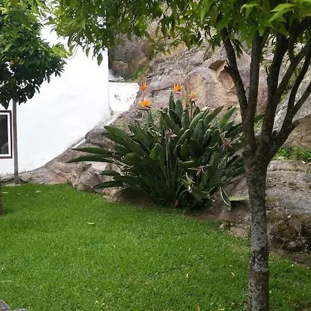 Cosy Little House Between Mountain And Sea Colares